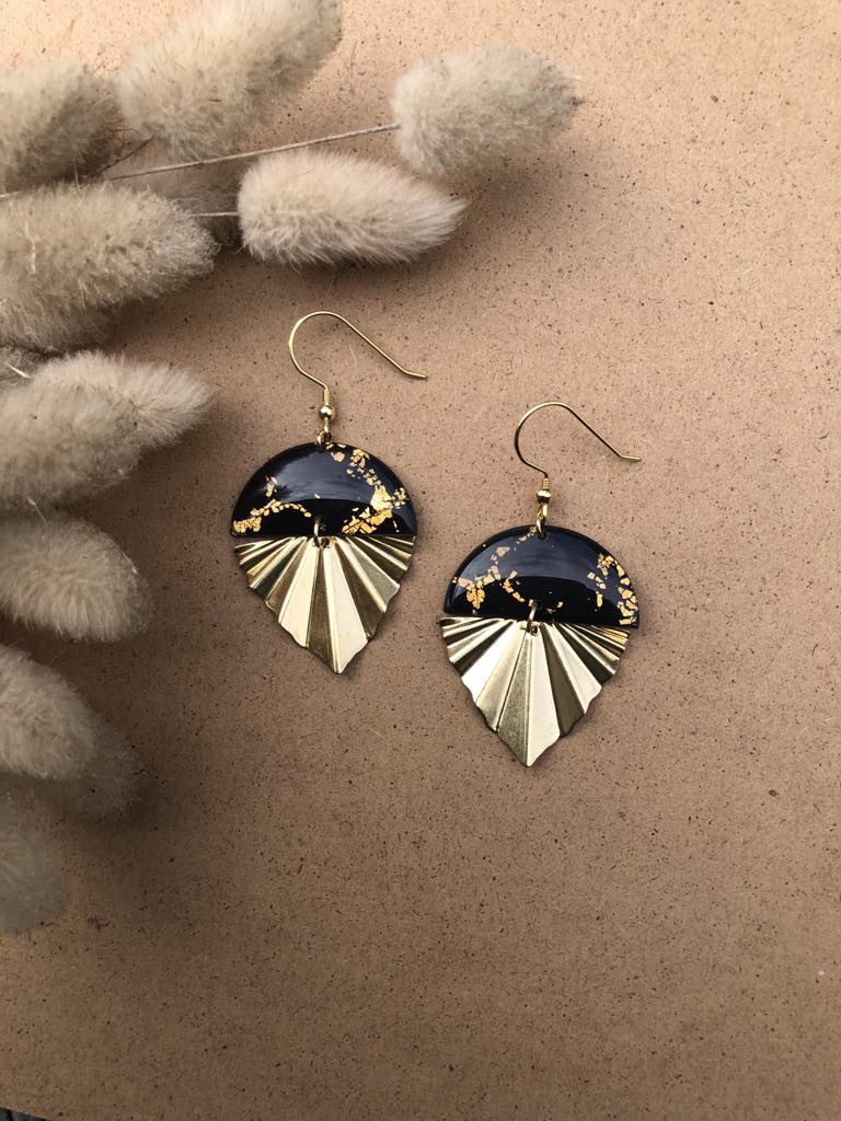 Mia (Black)