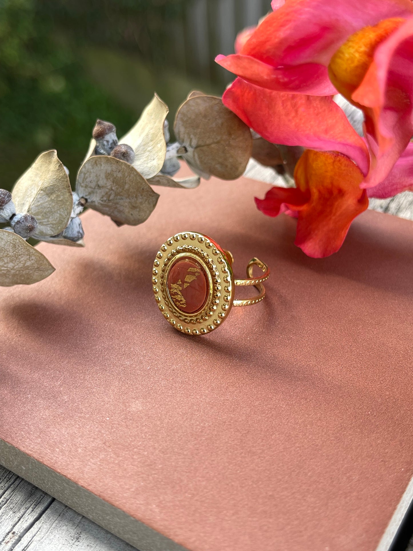 Golden moon model