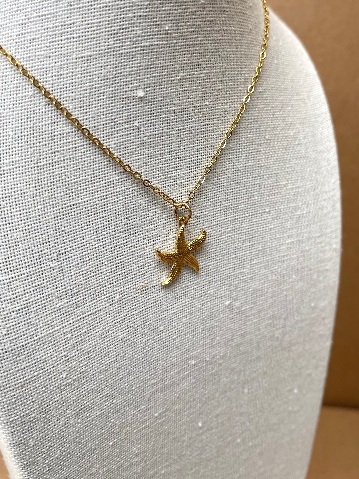 Starfish necklace